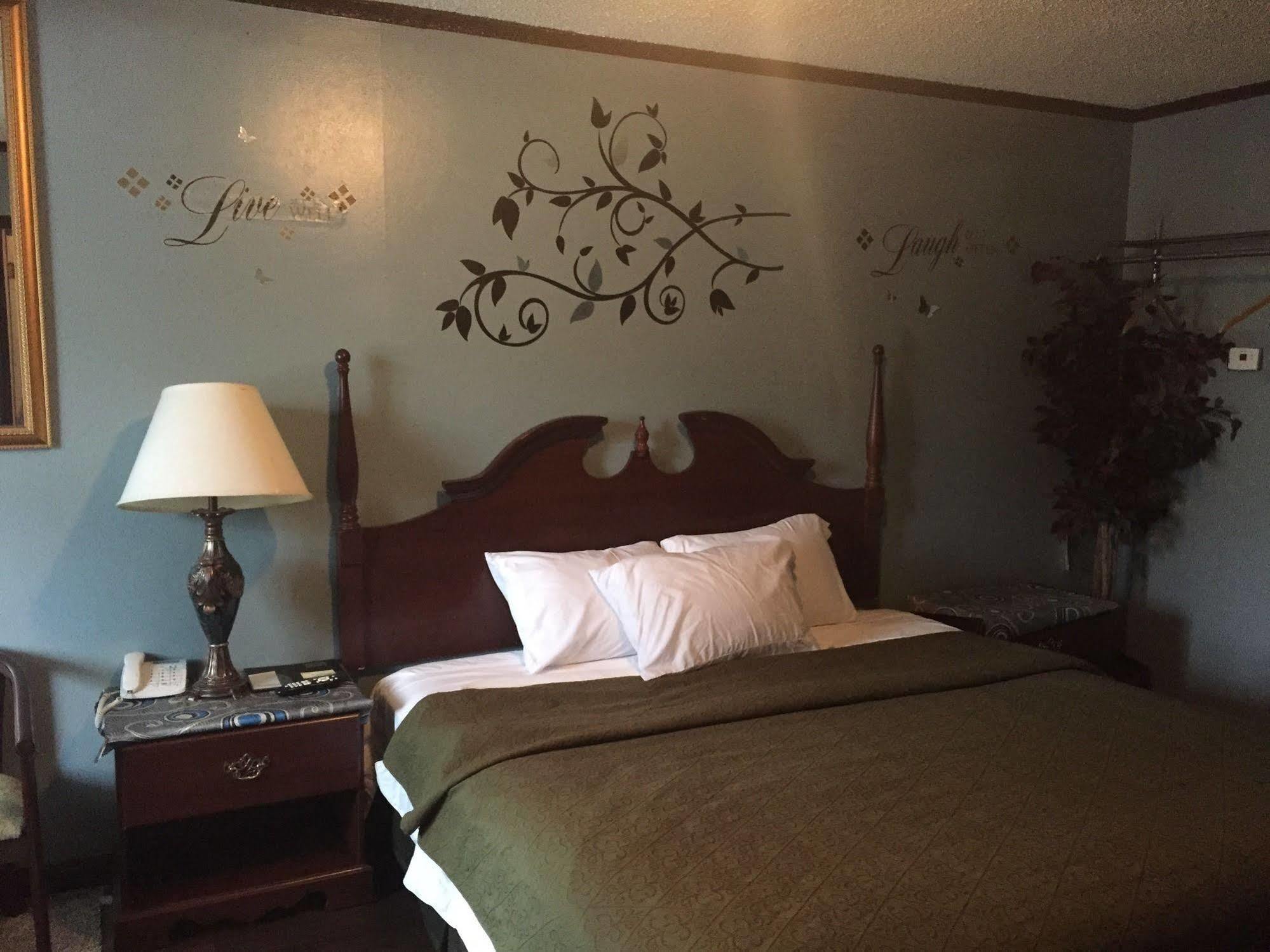 Hamilton Inn Sturbridge Exterior foto